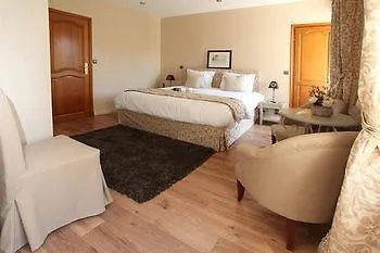 Bed and breakfast Saint Graal 3*