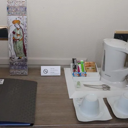 Couette-café Saint Graal Chamant