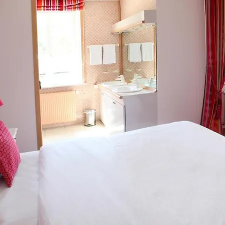 Saint Graal Couette-café 3*