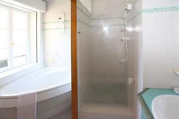 Saint Graal Couette-café